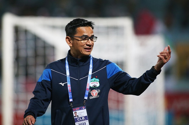 Rộ tin đồn Kiatisuk tái xuất HAGL