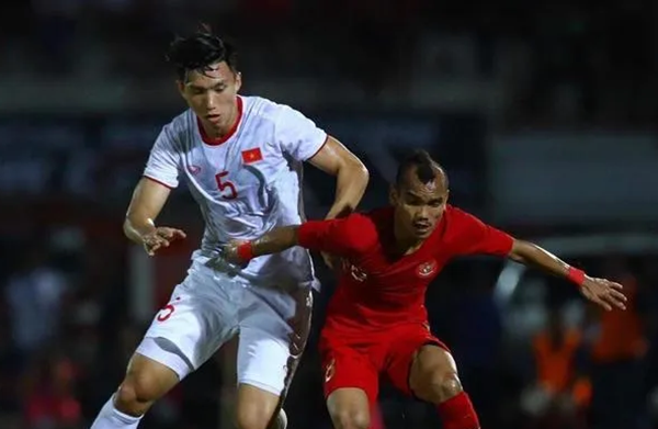 Rõ tương lai Đoàn Văn Hậu