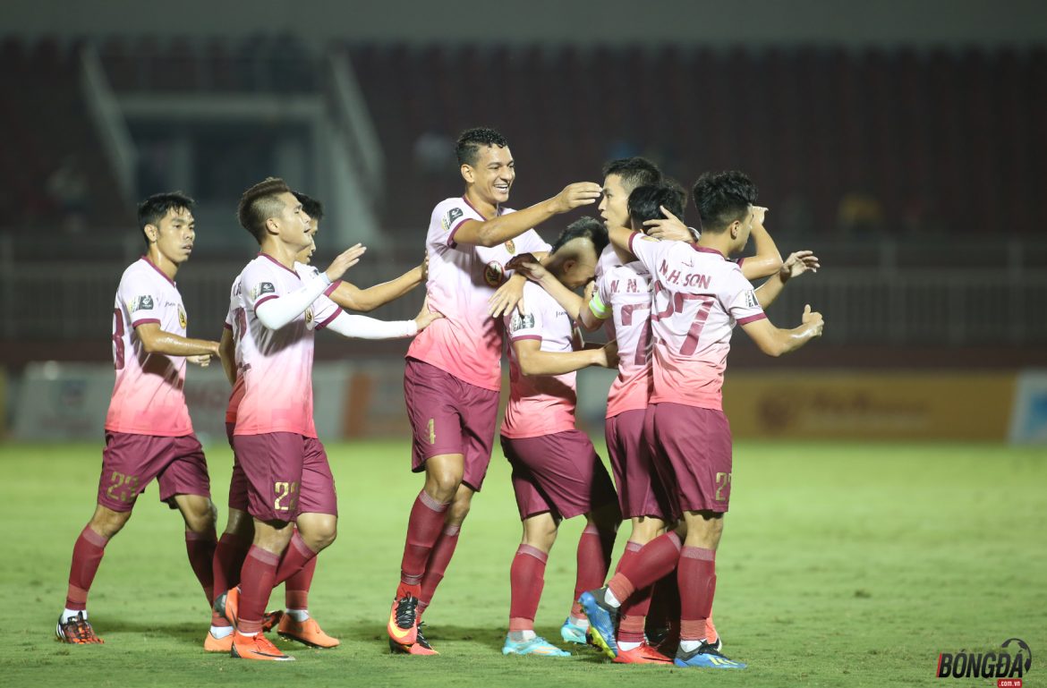 Sài Gòn FC vào Top 3 V-League, HLV Thành Công nói điều đặc biệt