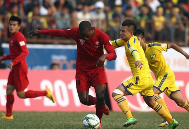 “Sao” lạ ghi siêu phẩm, SLNA giải hạn