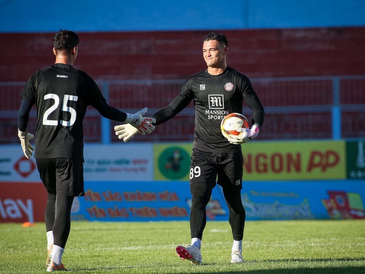 Sau Bùi Tiến Dũng, HAGL nhắm chiêu mộ thêm 1 sao CAHN