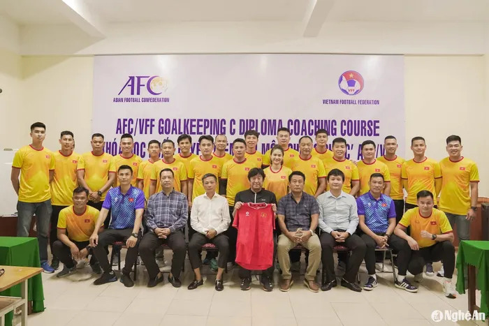 SLNA bổ sung dàn nhân sự chất lượng