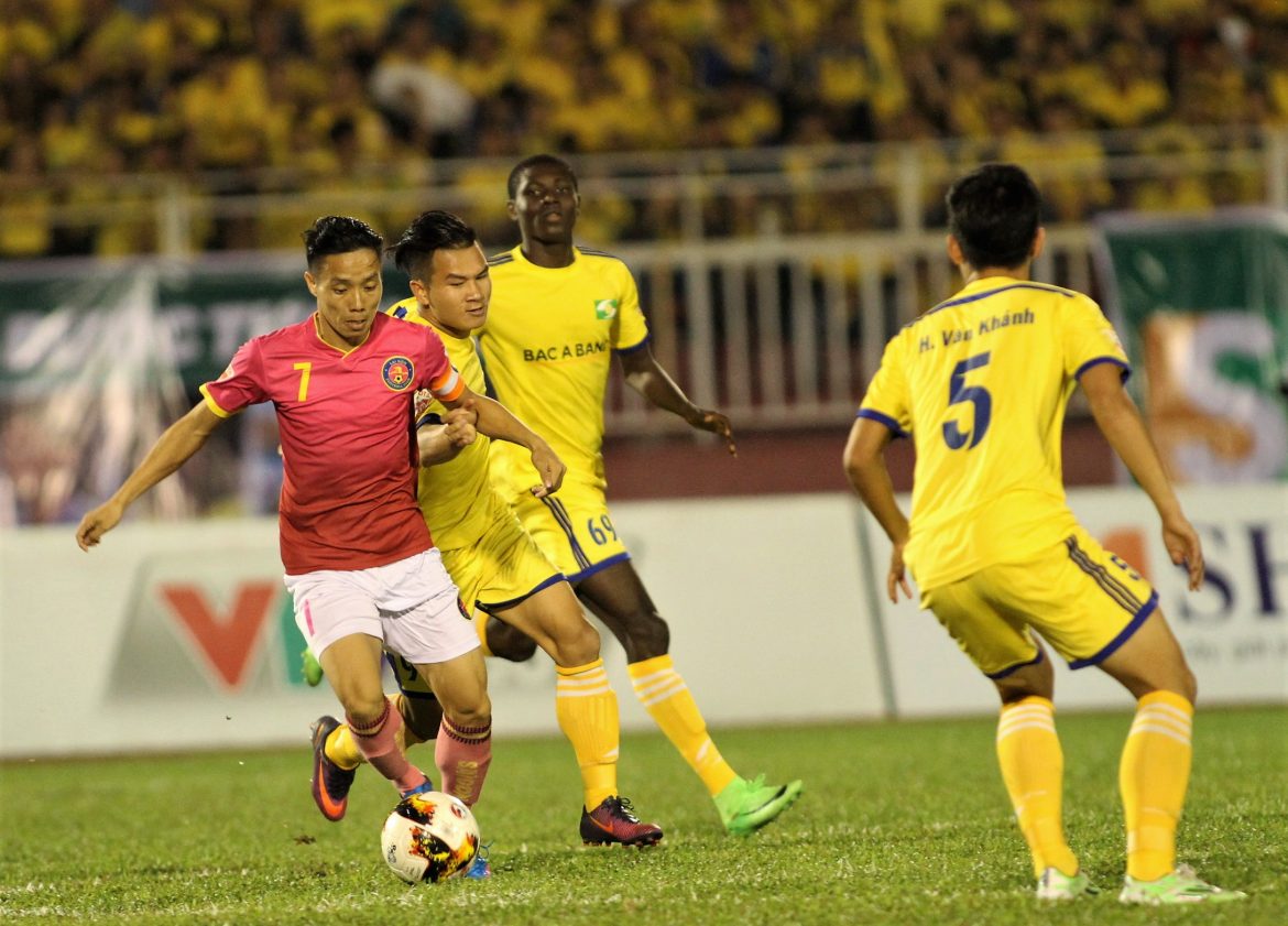 SLNA và nỗi lo từ các… chân sút ngoại