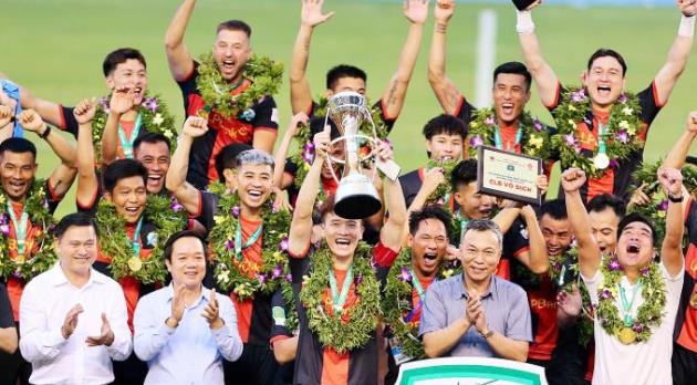 Tân binh Ninh Bình FC ‘không ngại thử lửa’ trước V-League 2025/26