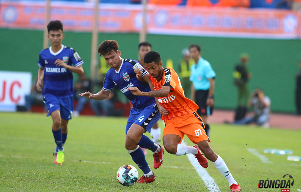 Tấn công “rực lửa” Bình Dương khiến Đà Nẵng trắng tay rời Gò Đậu