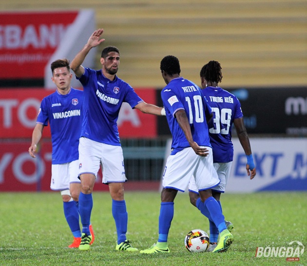 Than Quảng Ninh 2-2 Hoàng Anh Gia Lai: Mất điểm vì chấn thương
