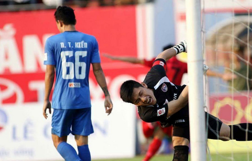 Than Quảng Ninh thua đau SLNA: Kết quả được báo trước?