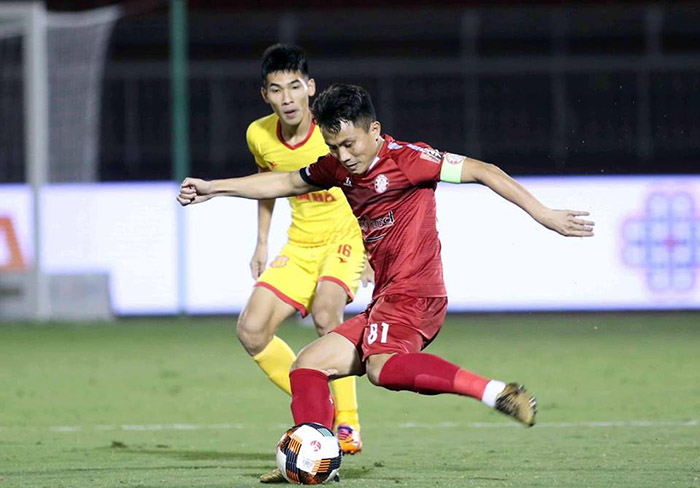 Thắng dễ Nam Định, TP.HCM tiếp tục xây chắc ngôi đầu V-League