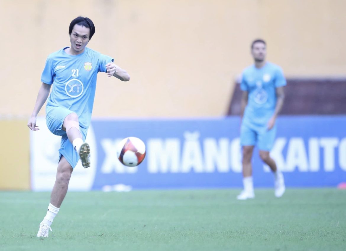 Thắng kịch tính CAHN, HLV Nam Định lên tiếng về Tuấn Anh