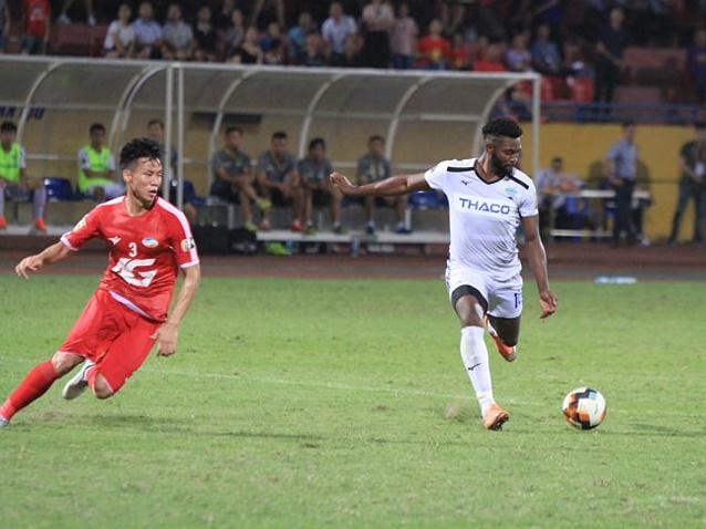 Thắng Viettel bằng lối đá thực dụng, HAGL ngày càng giống ĐT Việt Nam