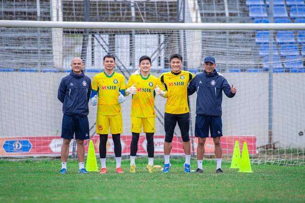 Thủ môn Bùi Tiến Dũng chưa thể thi đấu cho Đà Nẵng