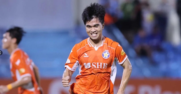 Thủ môn Bùi Tiến Dũng ghi bàn, Đà Nẵng thắng nghẹt thở Bình Định