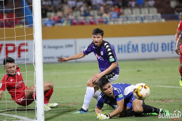 Thua đậm Hà Nội, HLV Miura vẫn tin tưởng hai ngoại binh mới