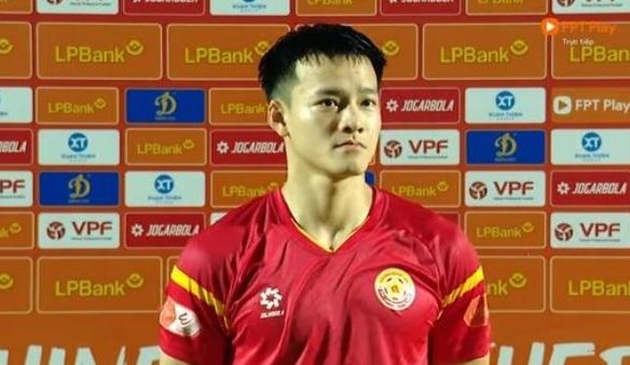 Thua ngược Nam Định, tiền đạo U23 Việt Nam thừa nhận sự khốc liệt của V-League