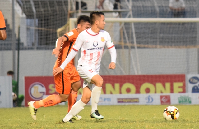 Thua SHB Đà Nẵng, Nam Định quyết “sống chết” với Sài Gòn