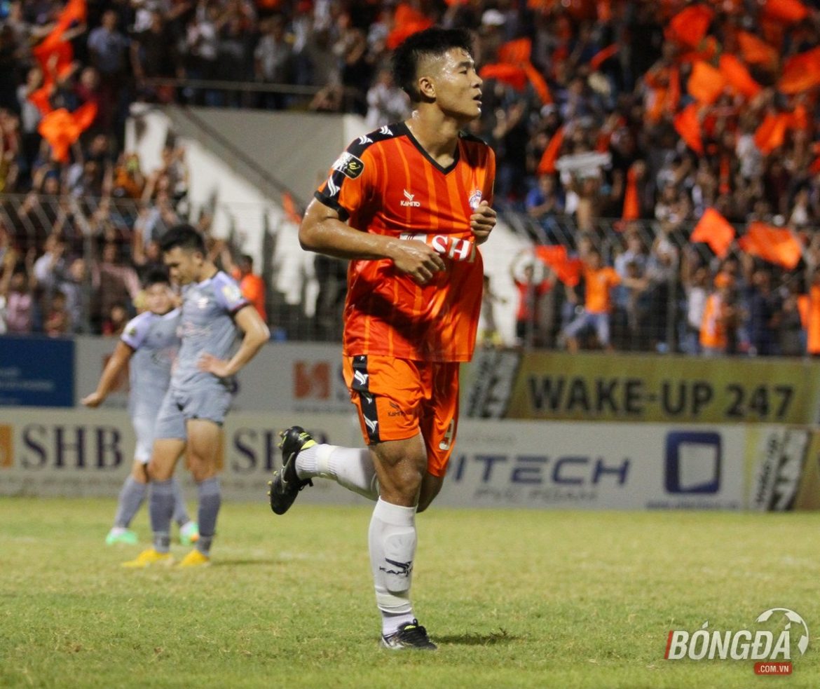 Tiền đạo Hà Đức Chinh: “Tôi không đổ lỗi cho chấn thương dẫn đến việc phong độ không tốt”