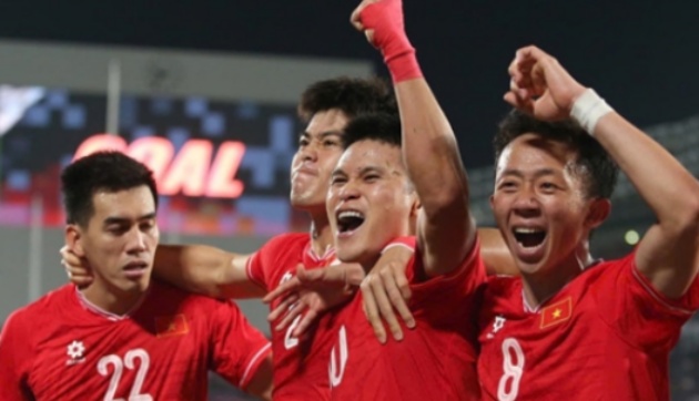 Tiền đạo tuyển Việt Nam sắp sang Nhật Bản?