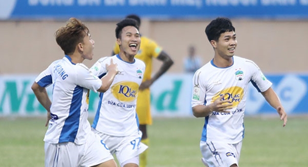 Tiến Dũng xuất trận, FLC Thanh Hóa vẫn trắng tay trên sân nhà