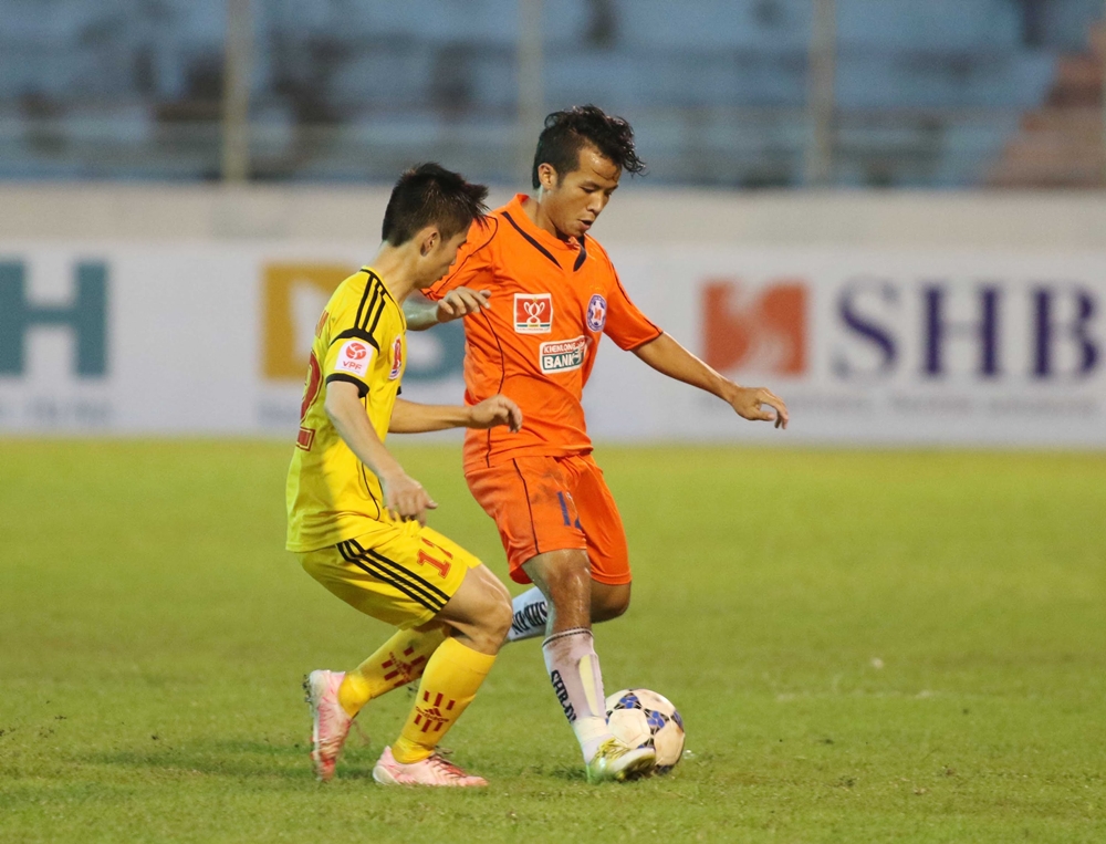 Tiền vệ Hoàng Minh Tâm: “Khán giả càng chửi, tôi càng thích”