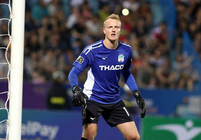 Tiết lộ lý do thủ môn ngoại của HAGL “mất tích” bí ẩn trong 3 vòng đấu vừa qua