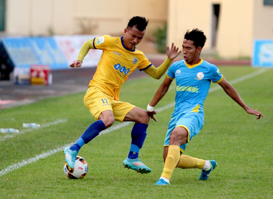 Tổng hợp 3 trận đá bù V-League 2018: FLC Thanh Hóa trảm tướng, HAGL và TP.HCM thua bạc nhược