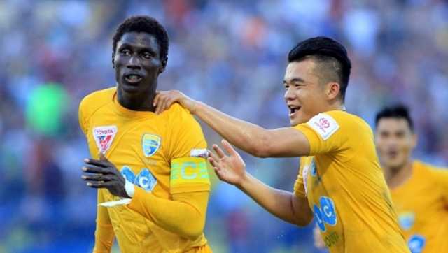 Tổng hợp vòng 14 V-League: Trật tự không đổi