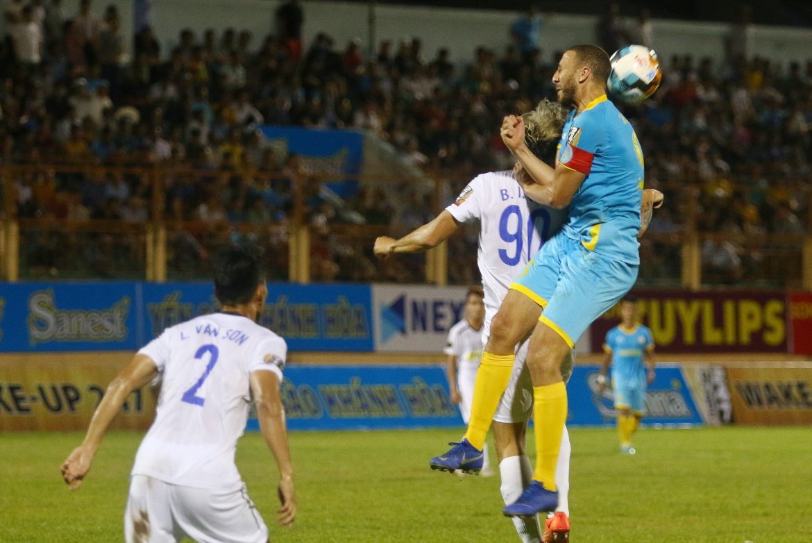 Top 3 hậu vệ công cường, thủ cứng tại V-League