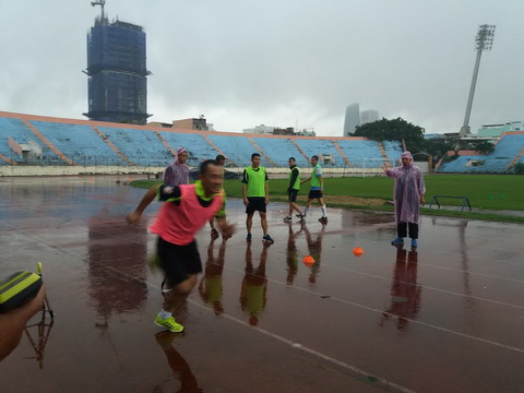 Trọng tài V-League trượt bài kiểm tra thể lực