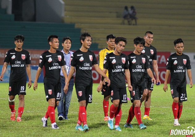 V-League 2017: Đội nào sẽ xuống hạng?