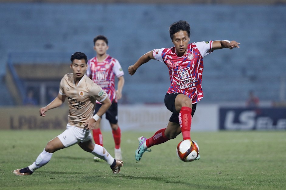 “V-League chưa hoàn toàn chuyển đổi tư duy”