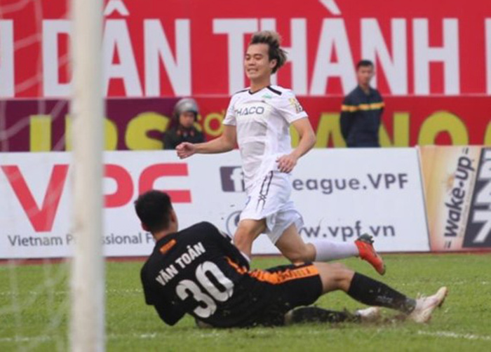 “Văn Lâm đệ nhị” tiết lộ bí quyết cản phá quả penalty của Văn Toàn