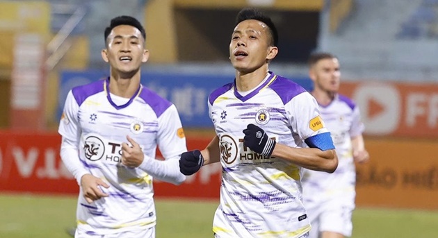 Văn Quyết cam kết tương lai với Hà Nội, nhận lót tay tiền tỷ