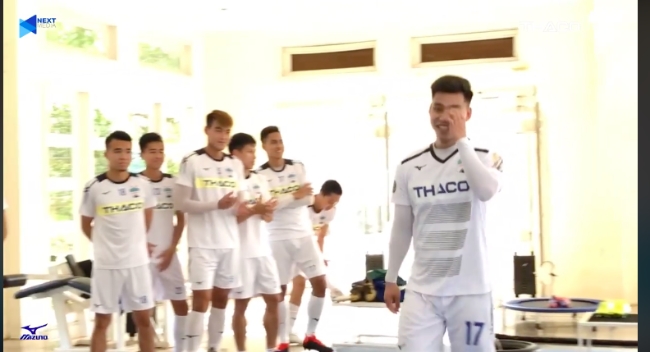 Văn Thanh trở lại, HAGL liệu có được giải cứu?