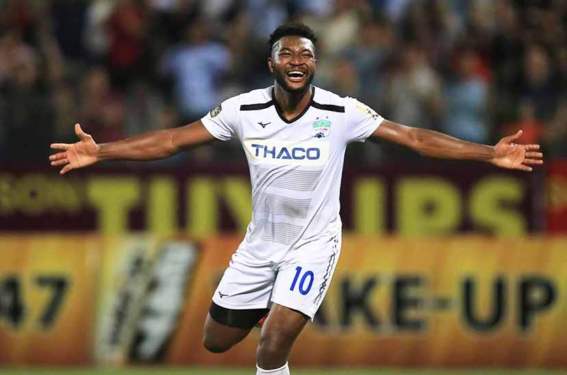 Văn Toàn kiến tạo đẹp mắt trong ngày HAGL chia điểm trước Sài Gòn FC