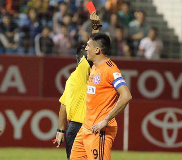 VFF ra phán quyết vụ ẩu đả giữa Merlo với cầu thủ Quảng Nam