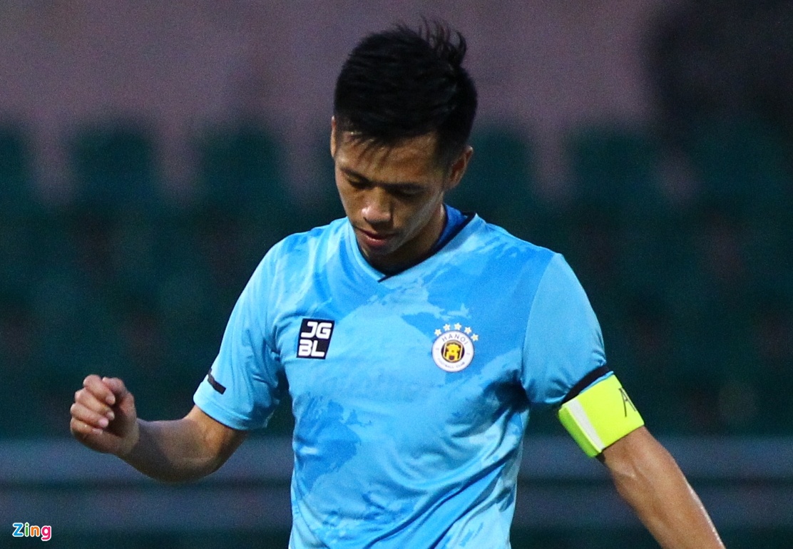 VFF thu thập bằng chứng vụ kỷ luật Văn Quyết