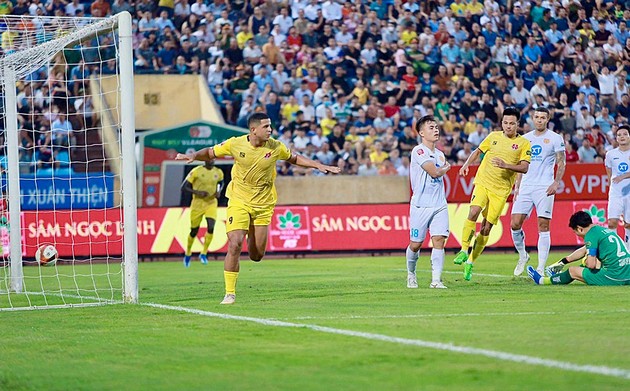 Vì sao Nam Định bỗng chững lại?