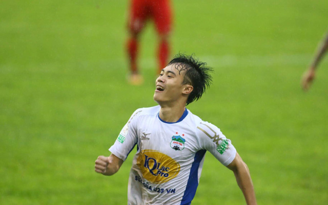 Vòng 11 V-League 2018: Hà Nội vô địch sớm lượt đi, Nam Định, TP.HCM gây bất ngờ