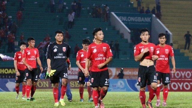 Vòng 15 V-League: Kungfu, phản lưới và sự sụp đổ của một “đế chế” cũ  