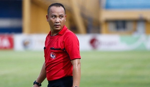VPF chính thức treo còi trọng tài thổi phạt đền HAGL