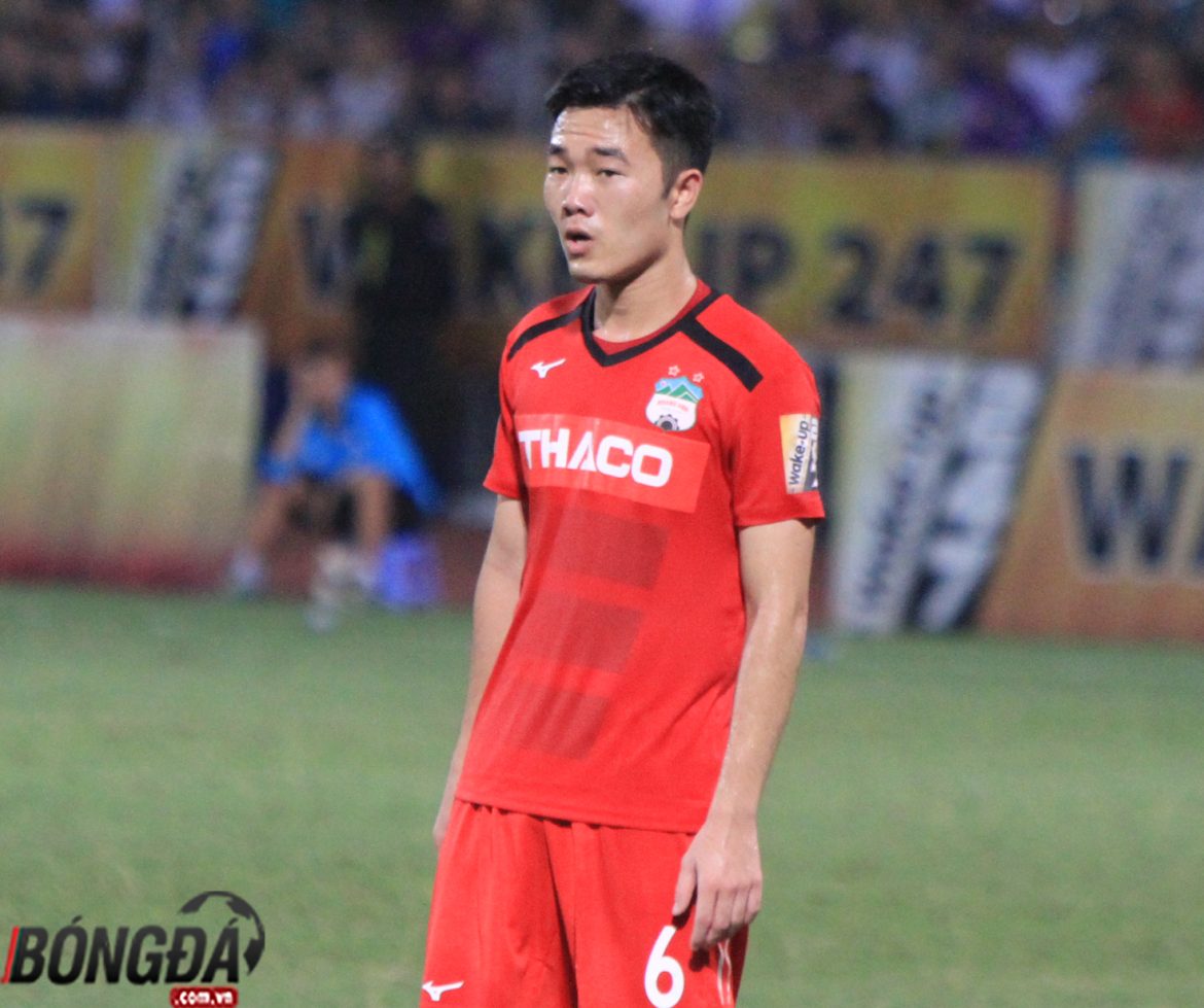 “Xuân Trường và Tuấn Anh đều là cầu thủ chất lượng và trình độ chuyên môn tương tự nhau”