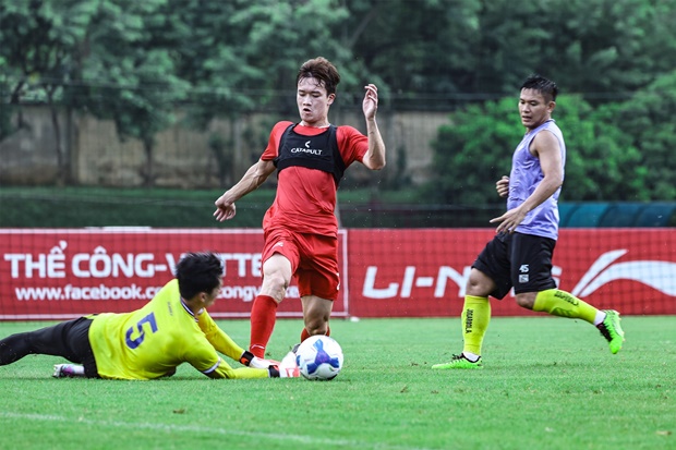 Yêu cầu 5 tỷ, Thể Công Viettel sắp mất trắng Hoàng Đức